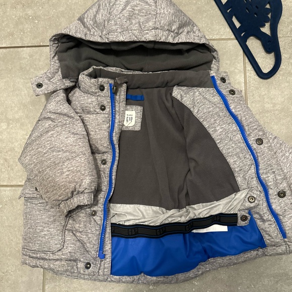 Baby Gap gray winter coat 12-18months - Picture 4 of 4